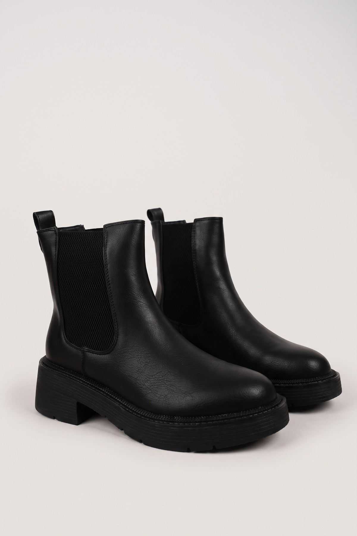 Lucila Chunky Sole Chelsea Boots - Black
