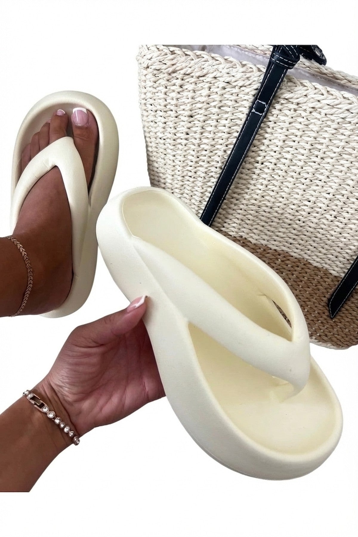 Cora Chunky Platform Flip-flops Sandals - Beige_wb