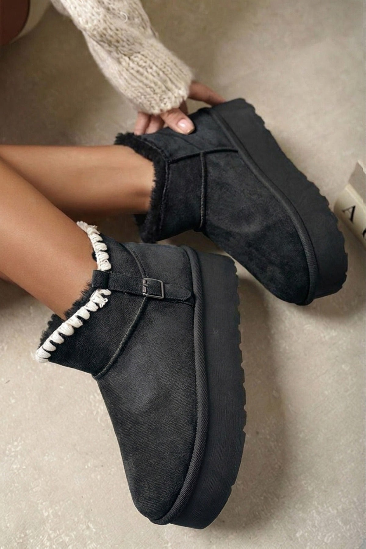 Debra Fur-lined Platform Ankle Boots - Black