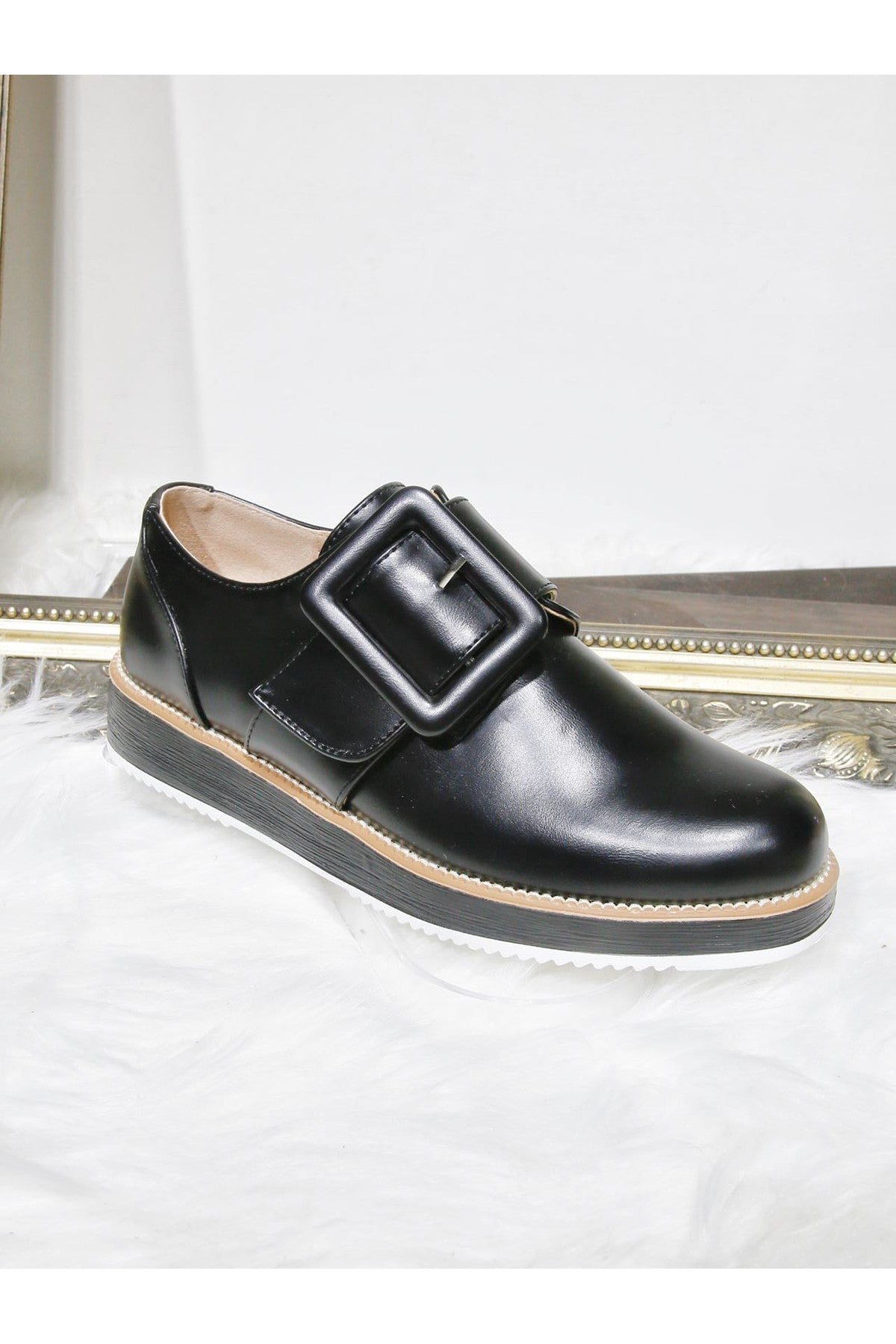 Ella Fashion Flat Shoes - Black