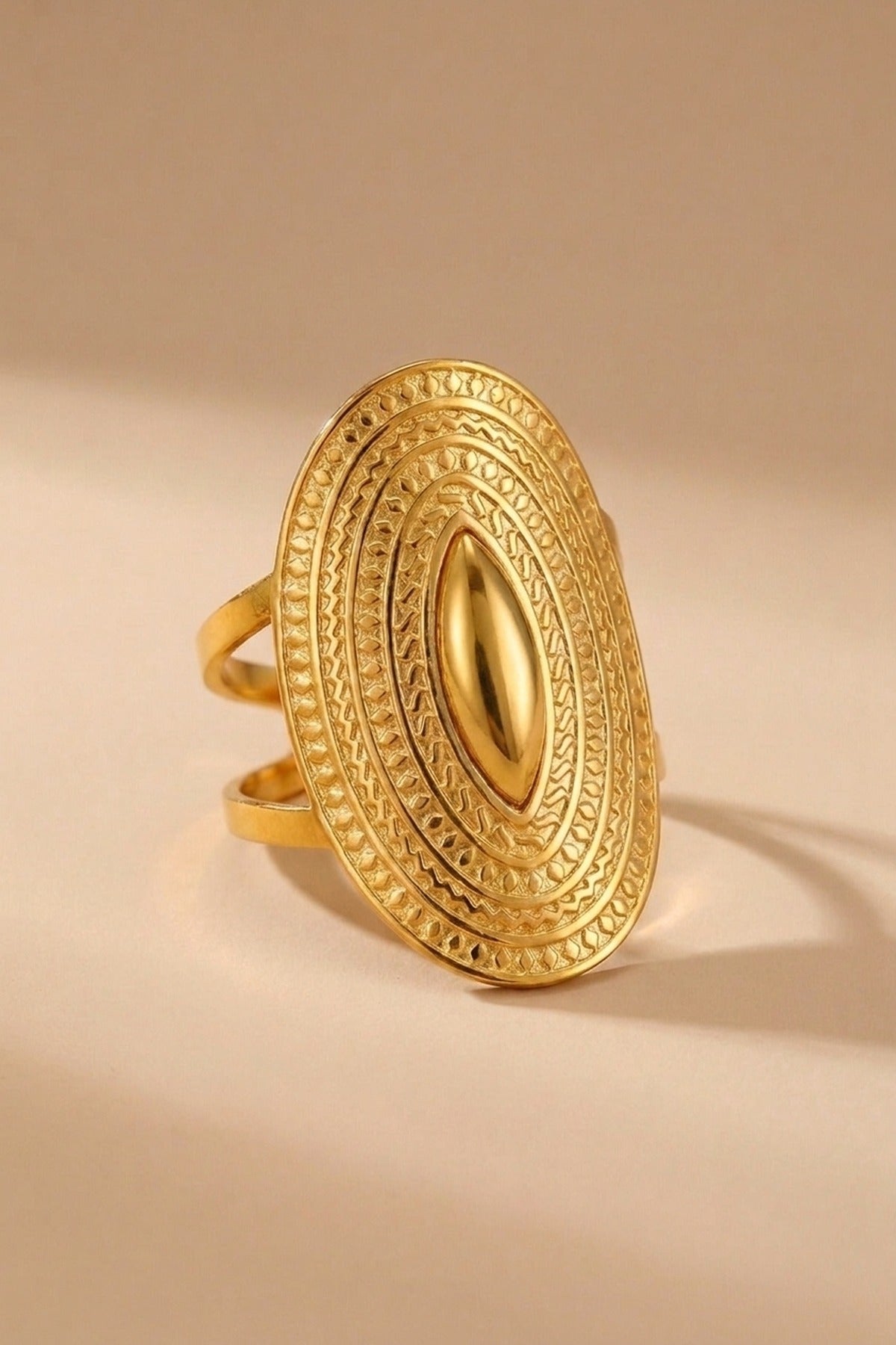 Emaar Oval Open Ring - Gold