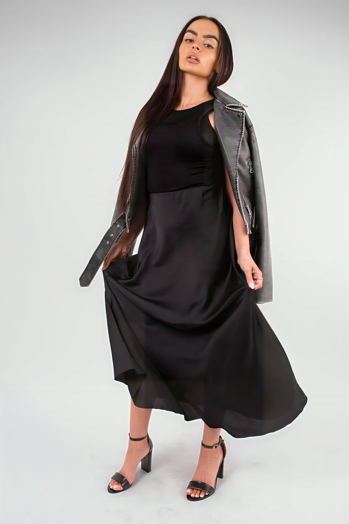Estella Lightweight High Waisted Maxi Skirt - Black