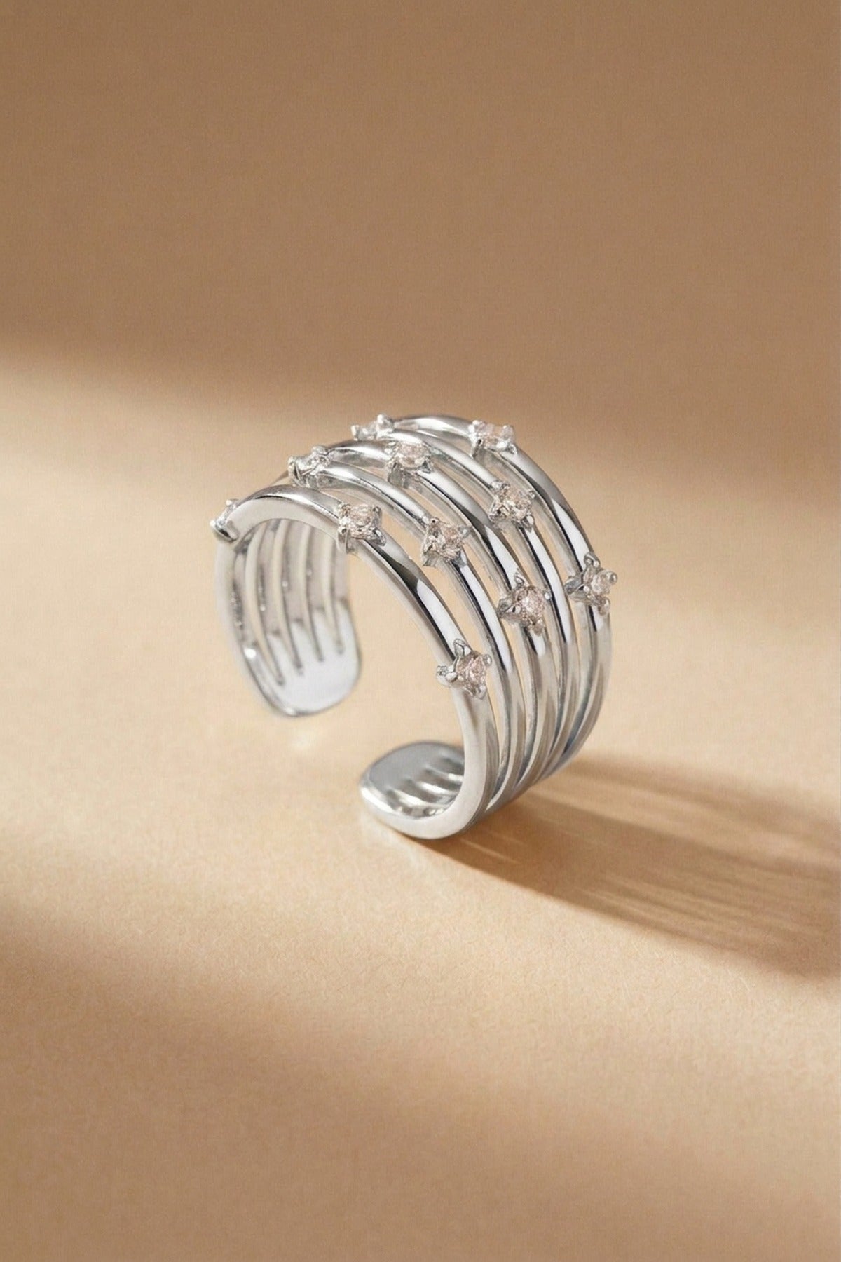 Fabienne Ring - White