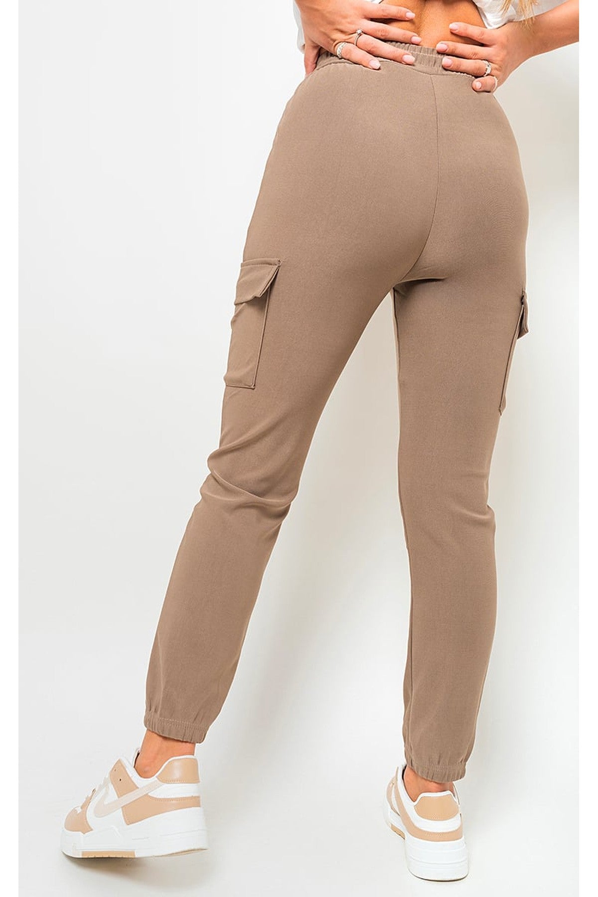 Frankie Cargo Pocket Trouser With Drawstring - Mocha