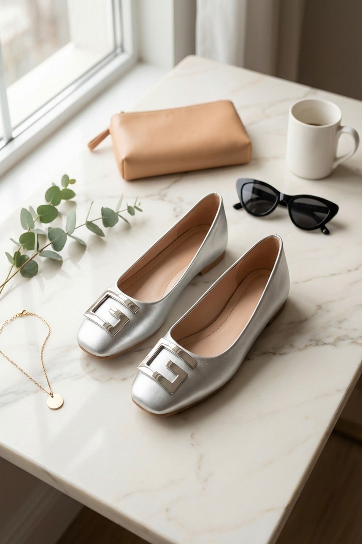Freya Womens Geometric Buckle Square Toe Flats - Silver