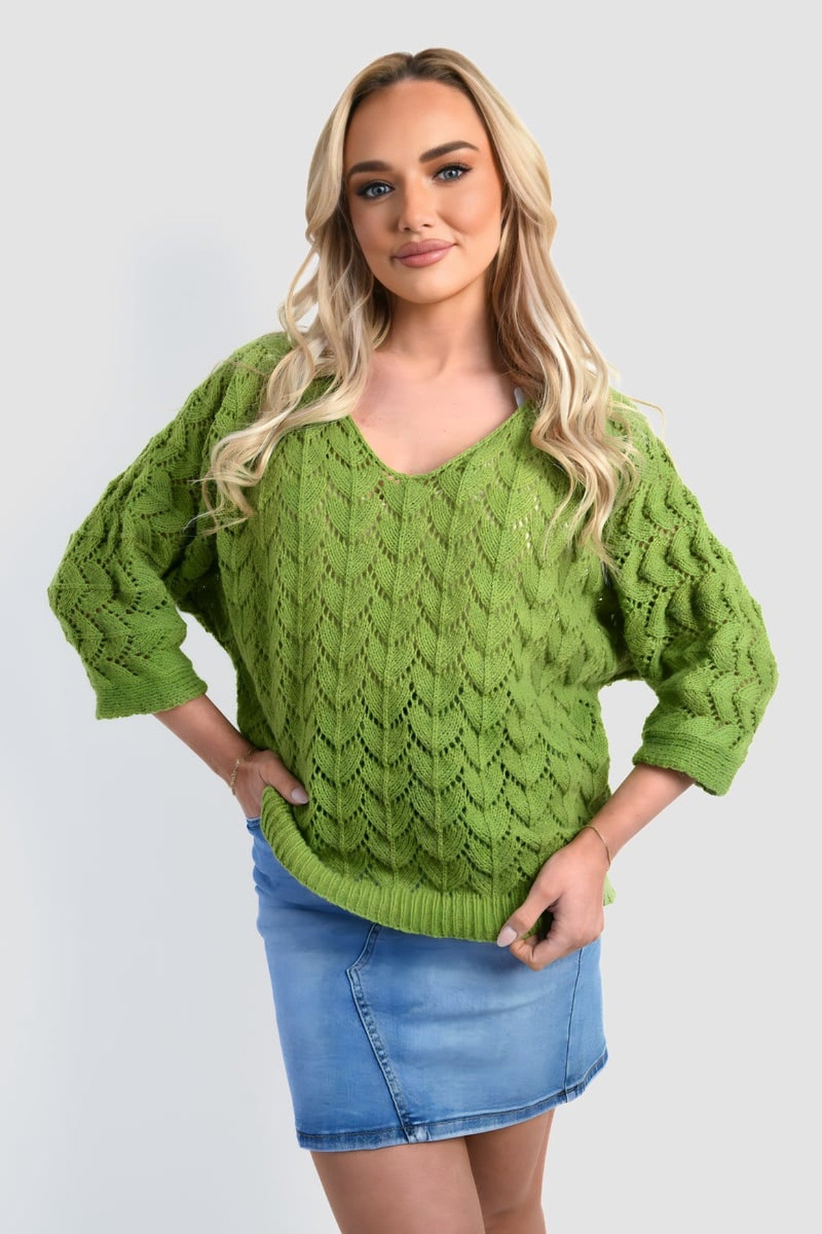 Eliza Half Sleeve Chunky Cable Knit Jumper - Green