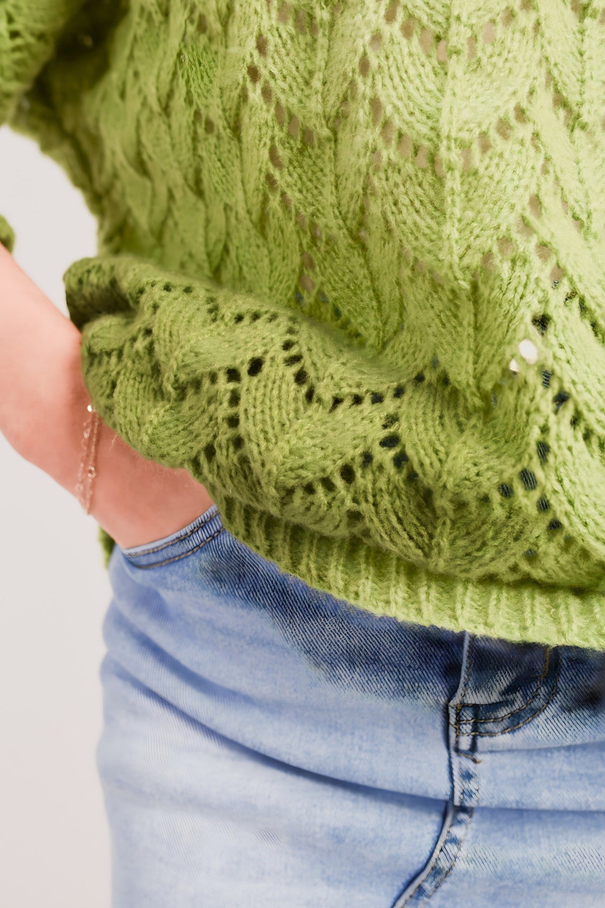 Eliza Half Sleeve Chunky Cable Knit Jumper - Green
