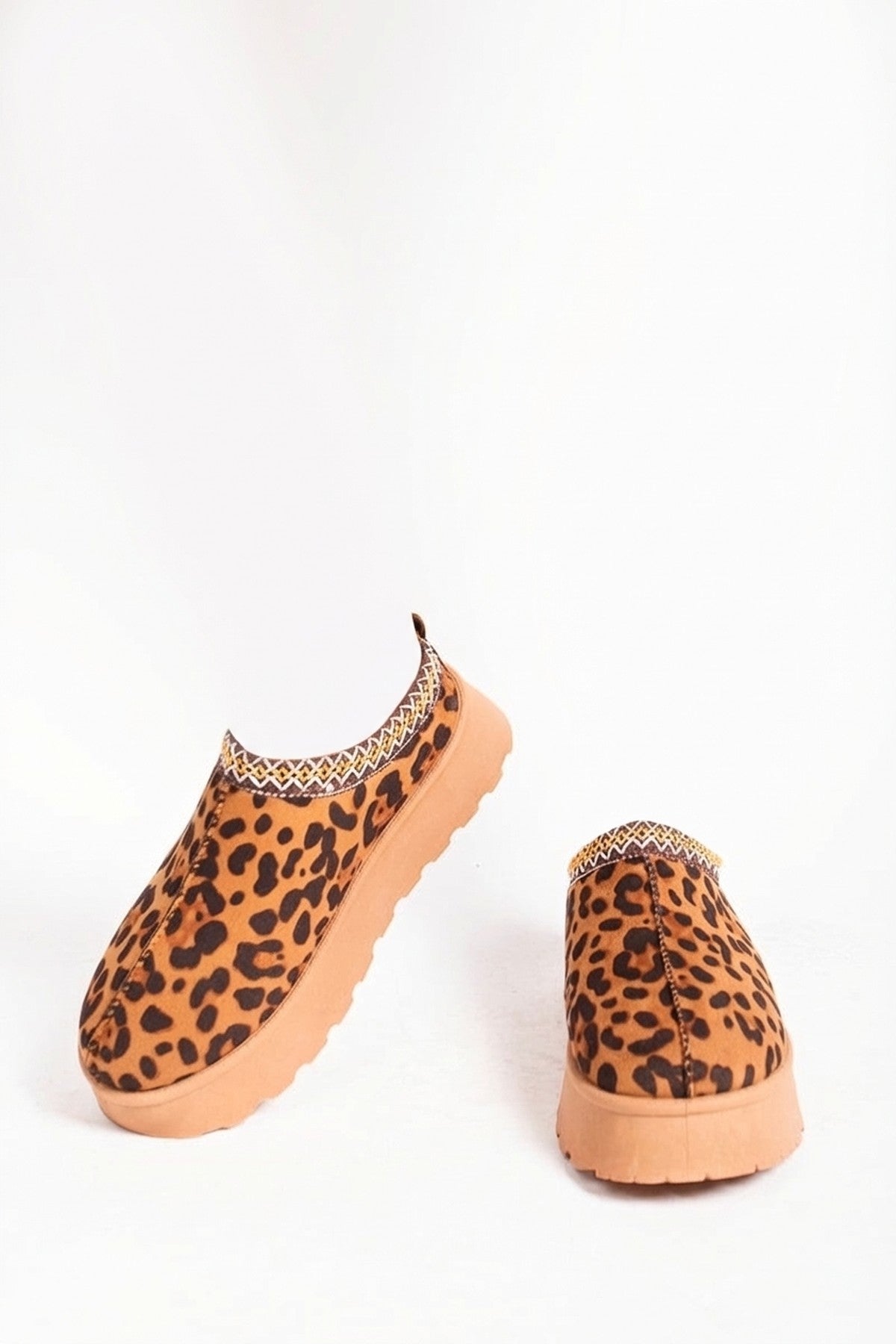 Jolene Aztec Detail Low Ankle Platform Slipper Boots - Leopard_wb