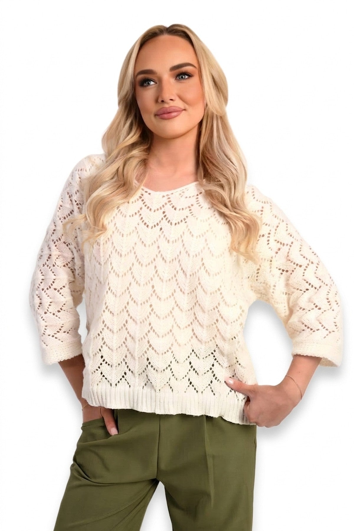 Eliza Half Sleeve Chunky Cable Knit Jumper - Cream