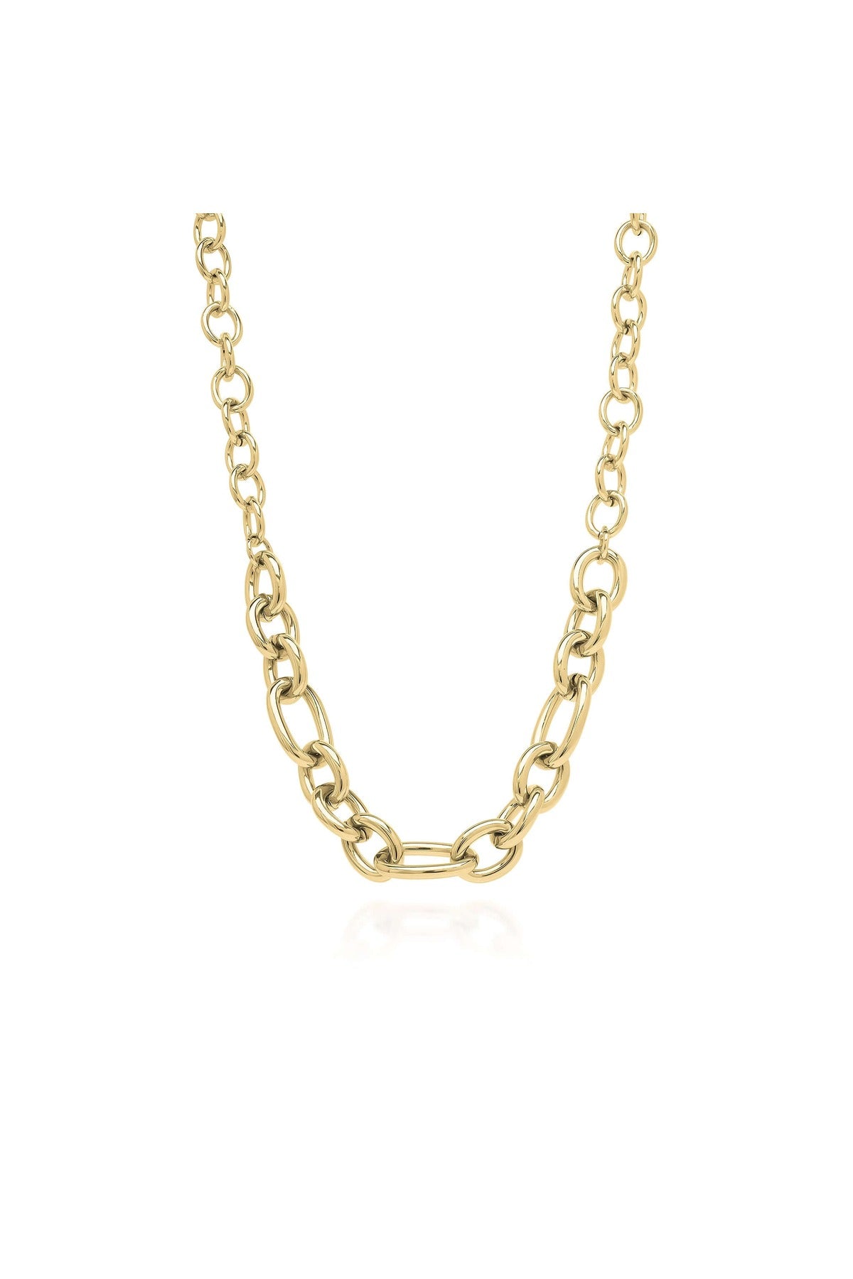 Sleek ARIIRA Sandra Oval Link Chain Necklace, golden polished links for a modern, elegant layering piece.