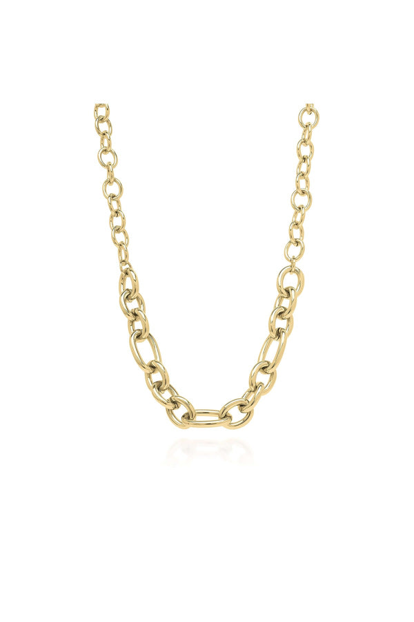 Sleek ARIIRA Sandra Oval Link Chain Necklace, golden polished links for a modern, elegant layering piece.