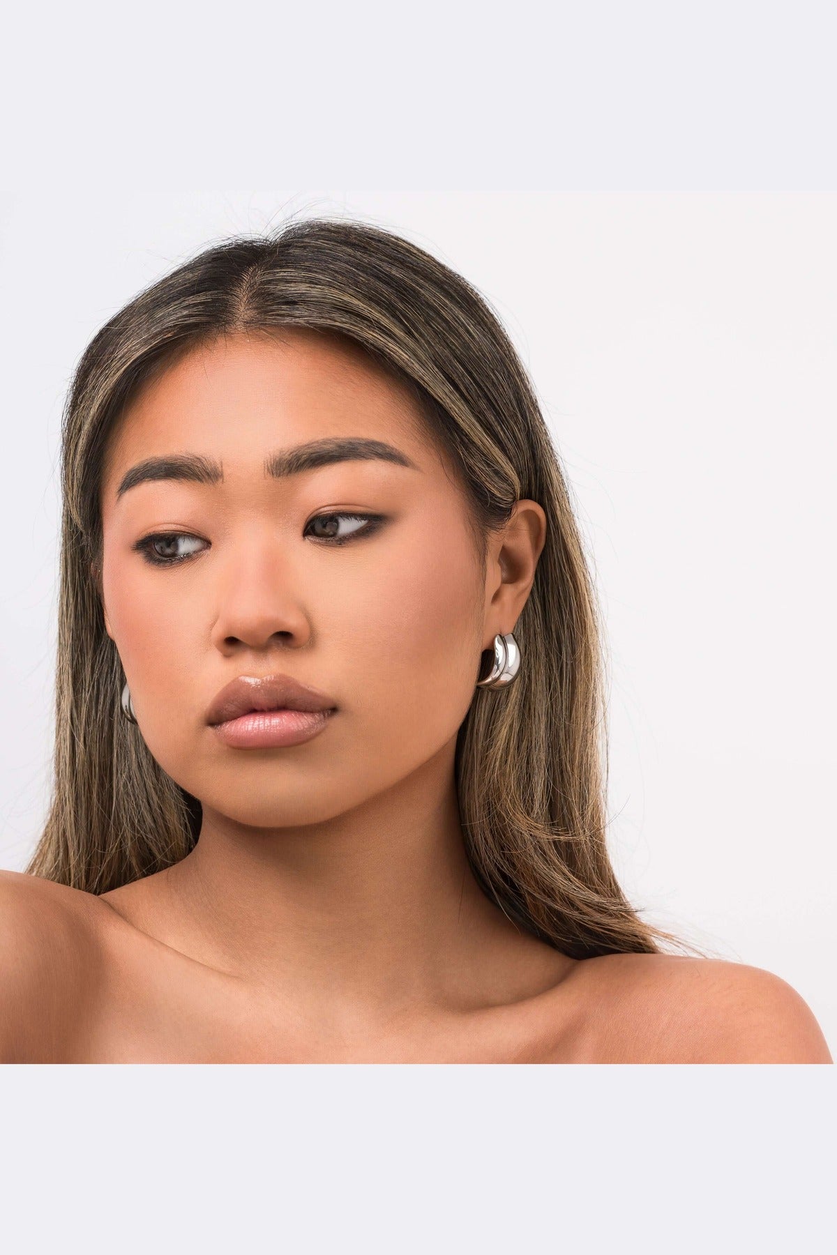 Lyra Sculpted Mini Hoops - Silver