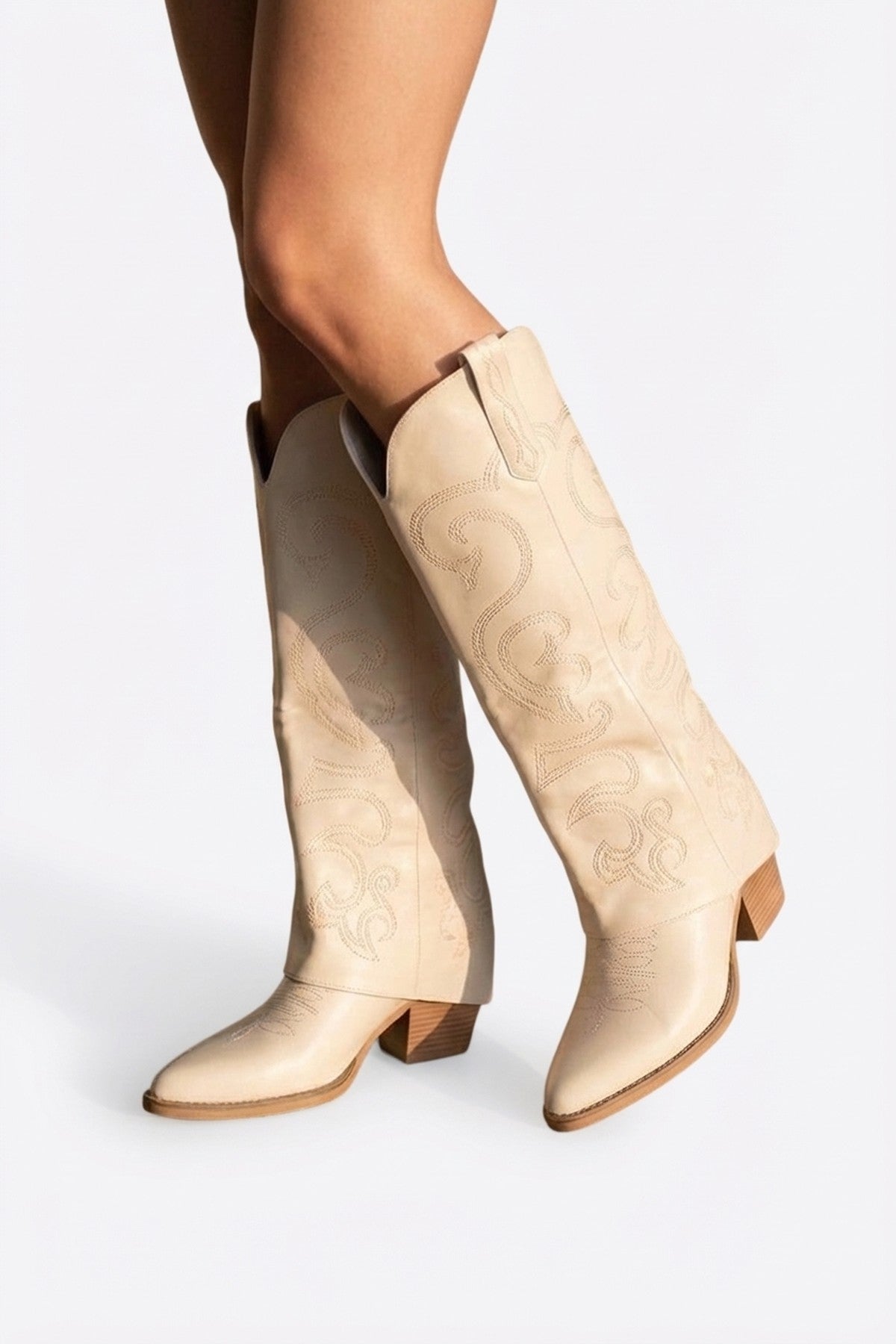 Ivy Womens Embroidered Western Cowboy Boots - Beige