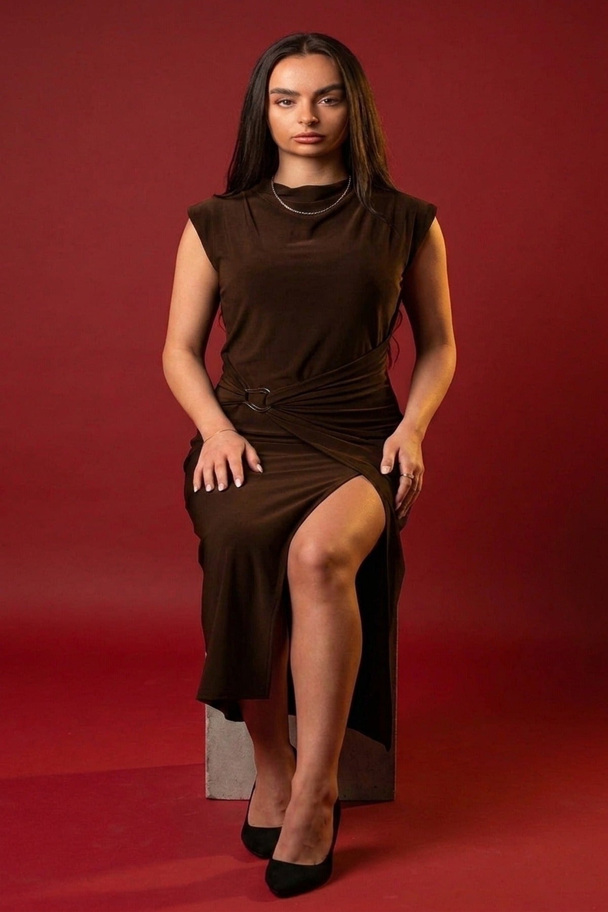 Kaida Sleeveless Drape Ring Detail Split Midi Dress - Chocoalte