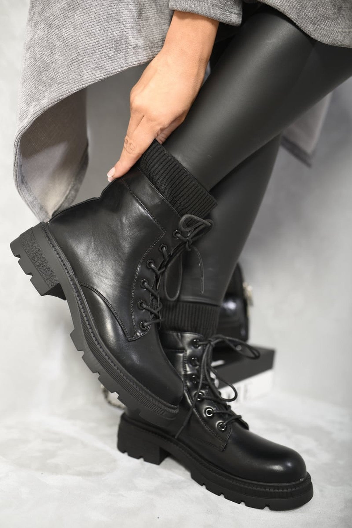 Lilia Platform Lace Up Ankle Boots - Black