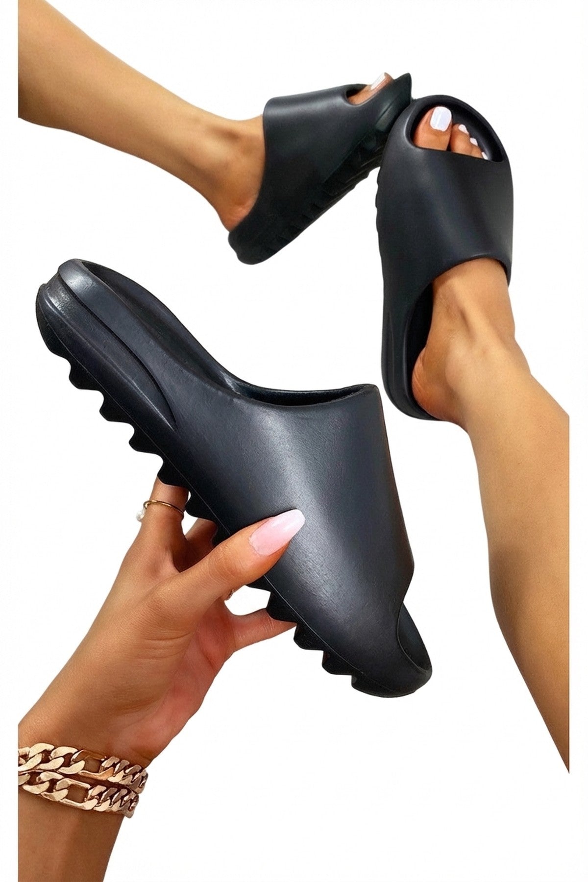 Lou Slip On Sandals - Black