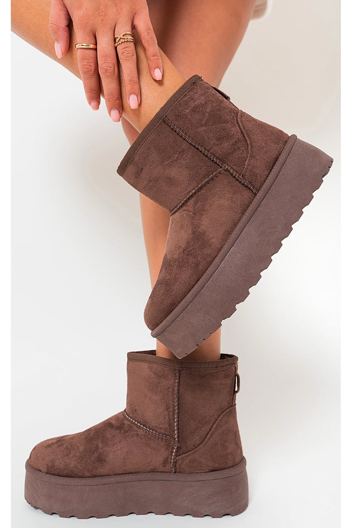 Martha Thick Heel Platform Boots - Brown