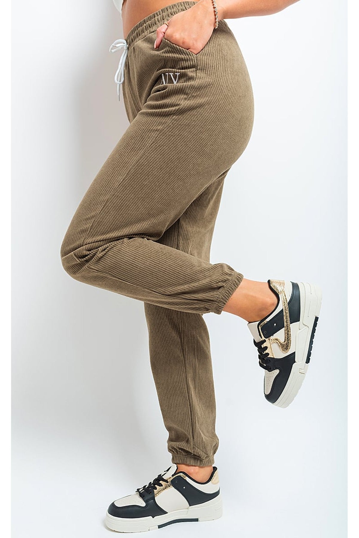 Noemi High Waisted Drawstring Trouser With Pockets - Khaki