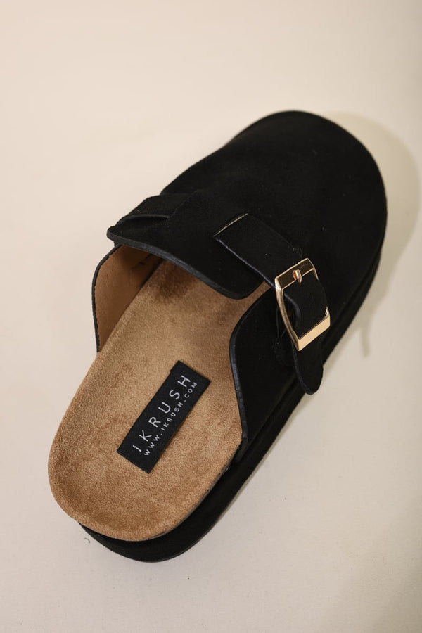 Paulina Chunky Closed Toe Buckle Sandals - Black