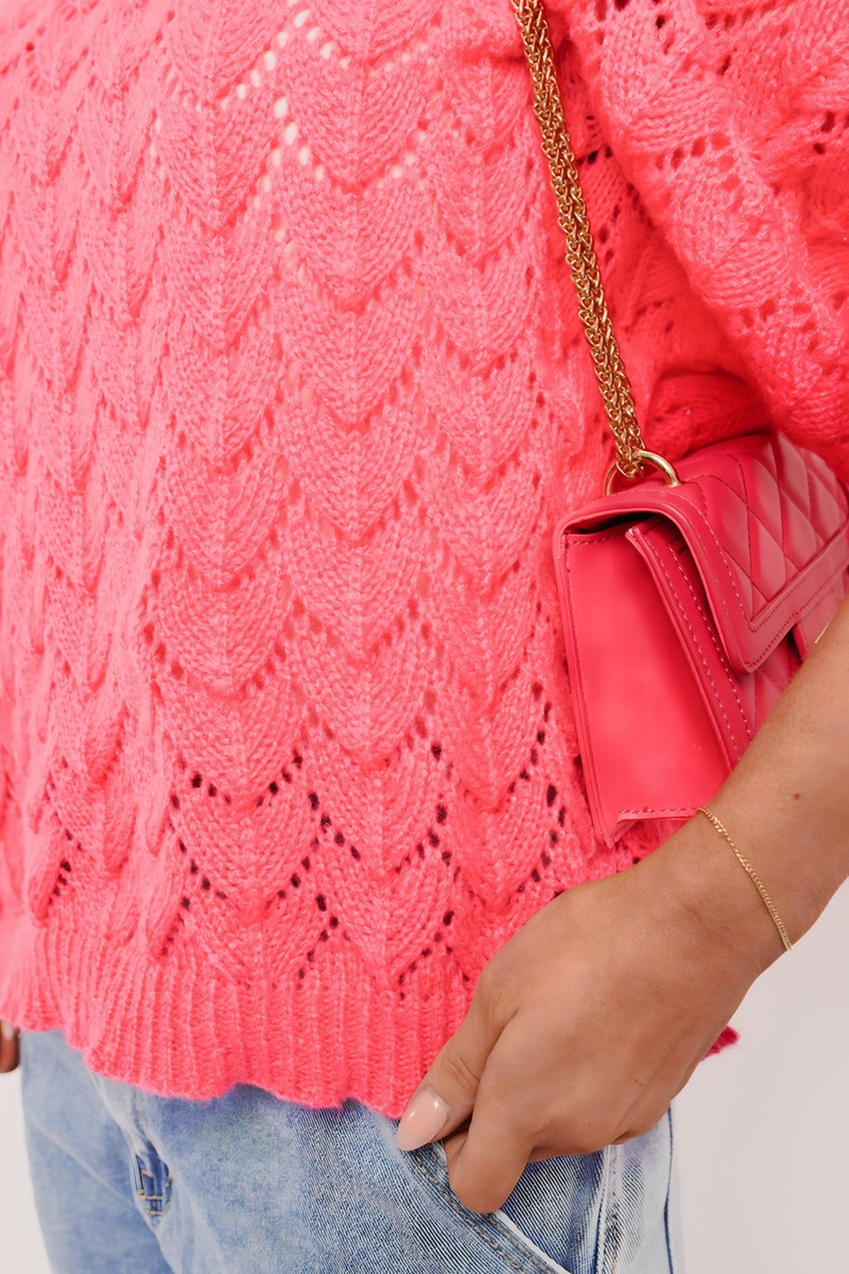 Eliza Half Sleeve Chunky Cable Knit Jumper - Pink