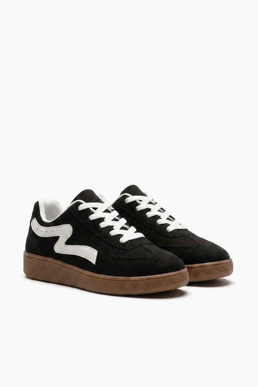 Poppy Womens Retro Stripe Gum Sole Trainers - Black