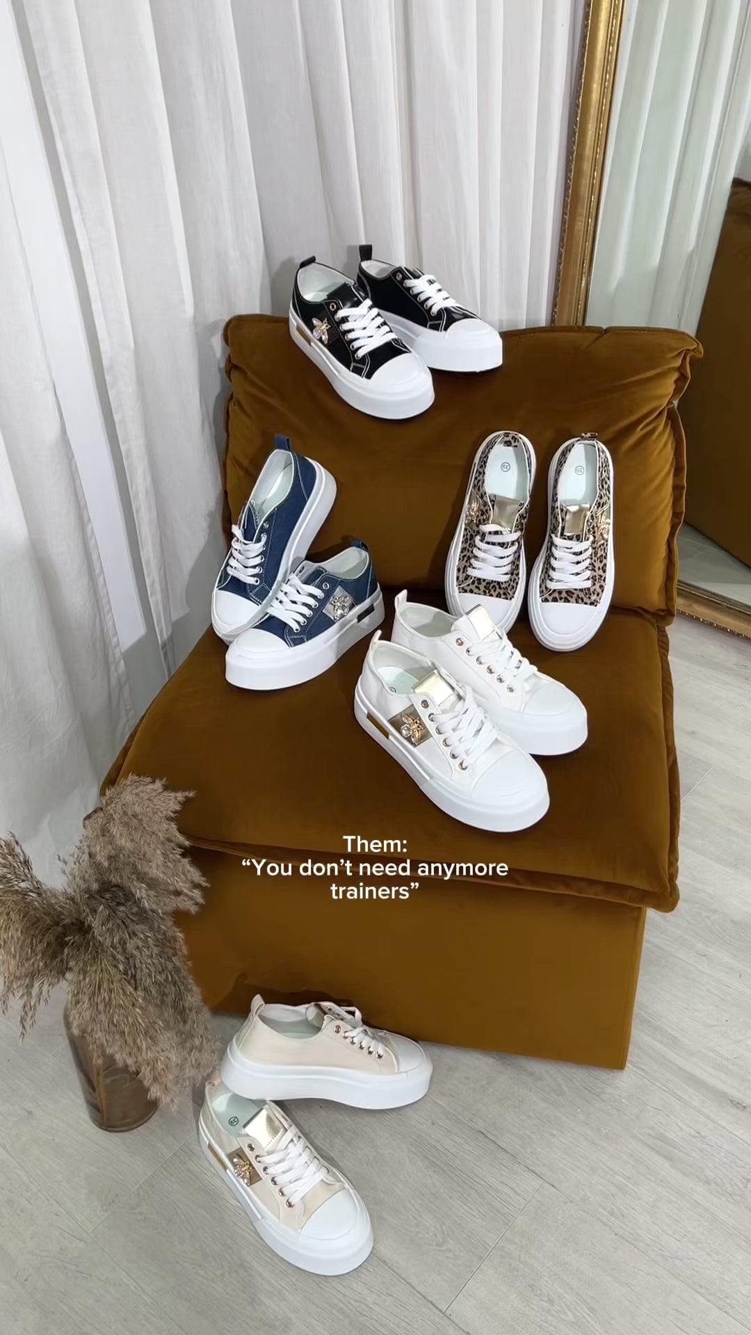 Calista Luxe Bee Decorative Lace Up Platform Trainers