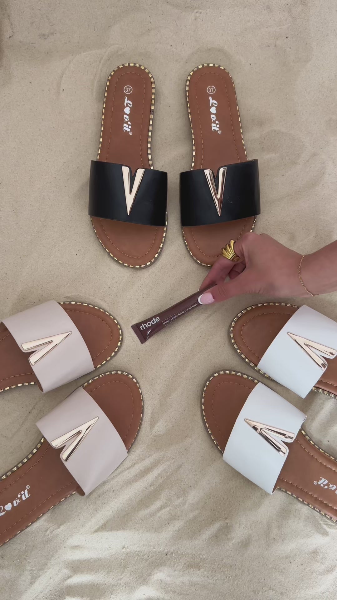 Jemma V-detail Slip-on Flat Sandals