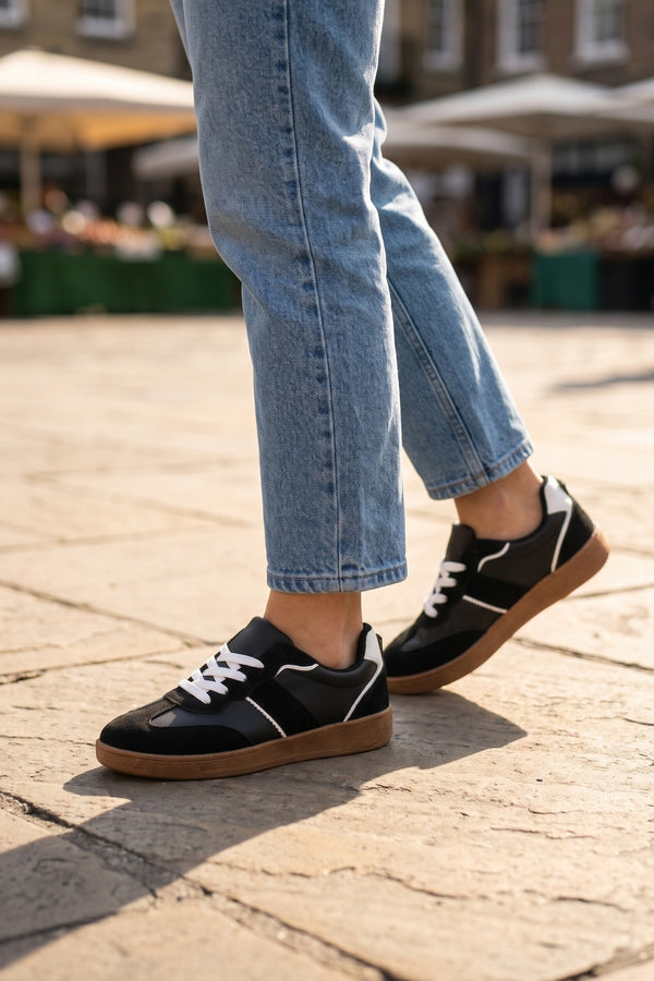 Saoirse Retro Style Trainers - BLACK