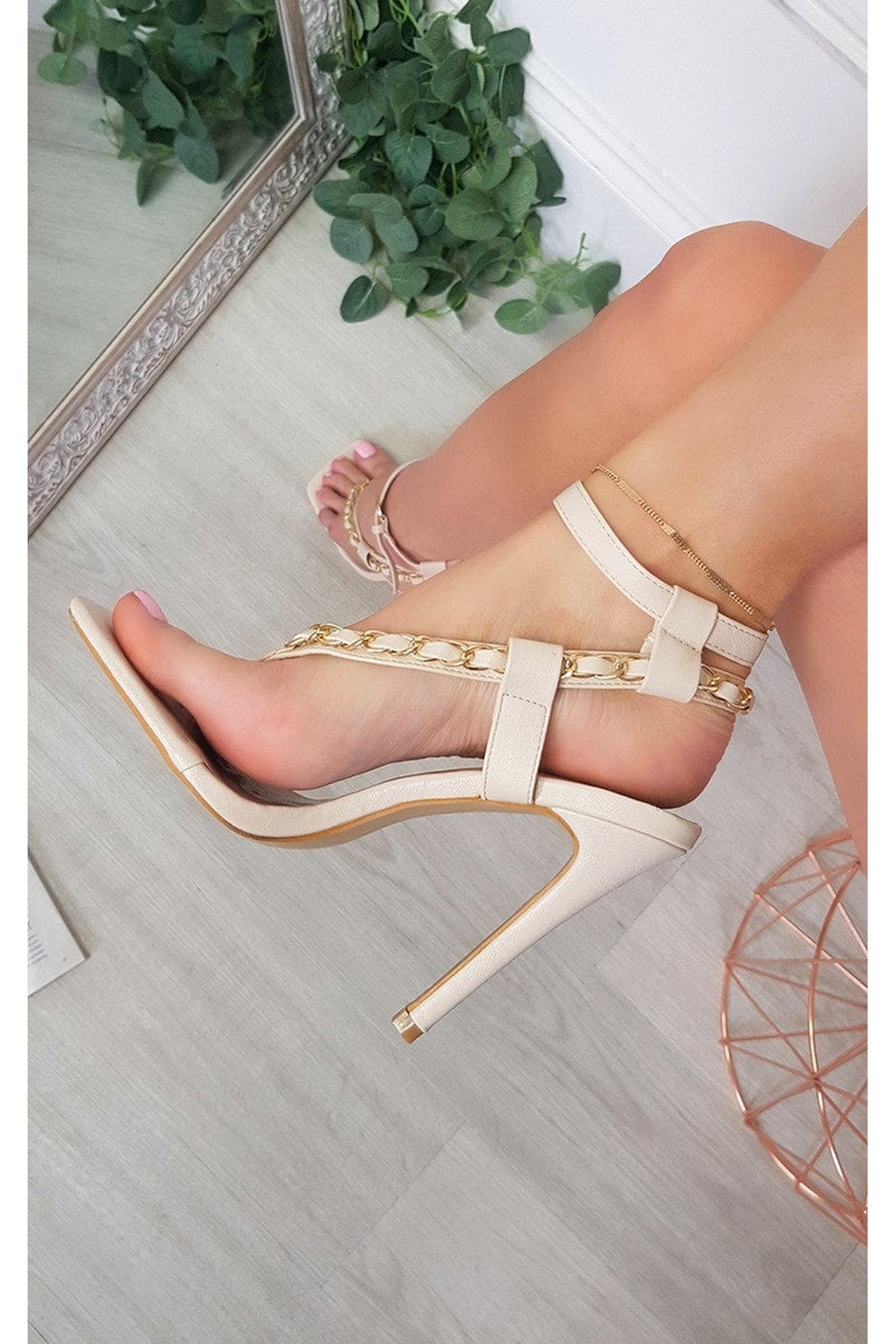 Taylor Strappy High Heels With Chain Detail - Cream