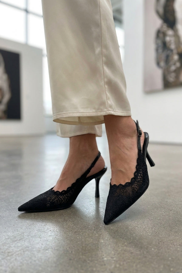 Saoirse Pointed Toe Lace Slingback Heels - Black