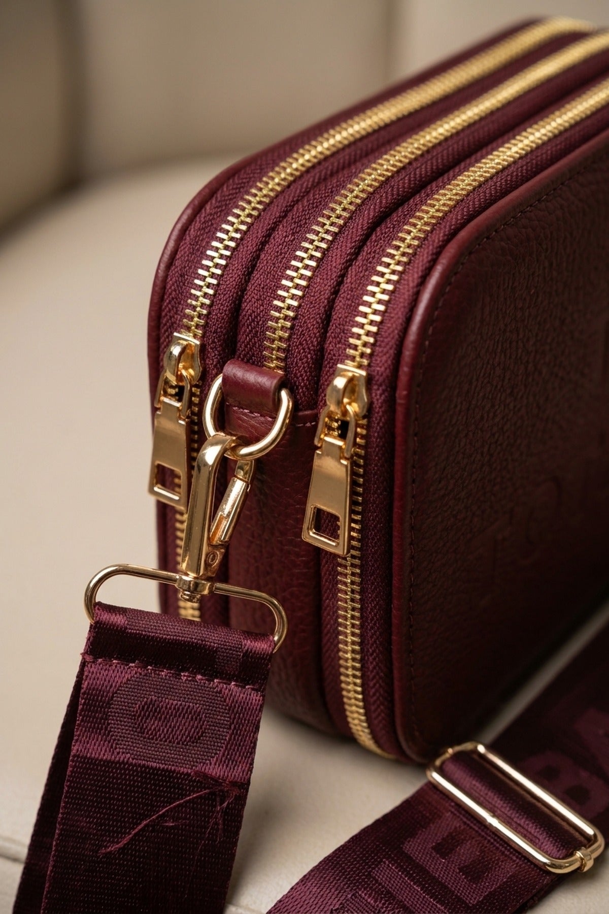Giada Pebbled Faux Leather Triple Zip Shoulder Bag - Wine