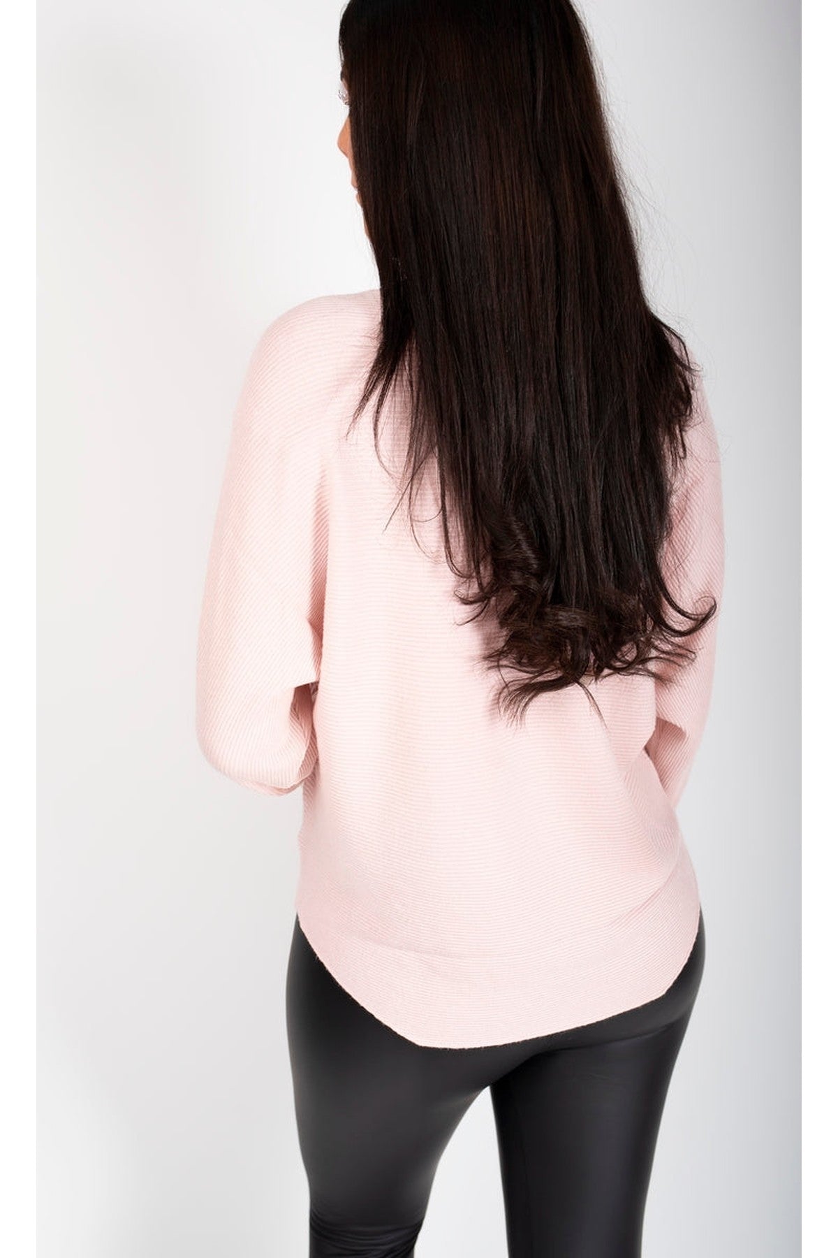 Marivelle Knitted Jumper With Sequin Bow Detail - Pink