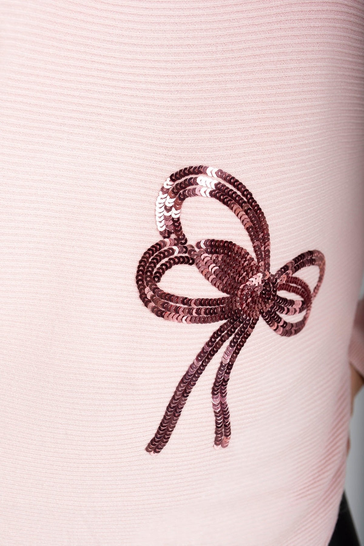 Marivelle Knitted Jumper With Sequin Bow Detail - Pink