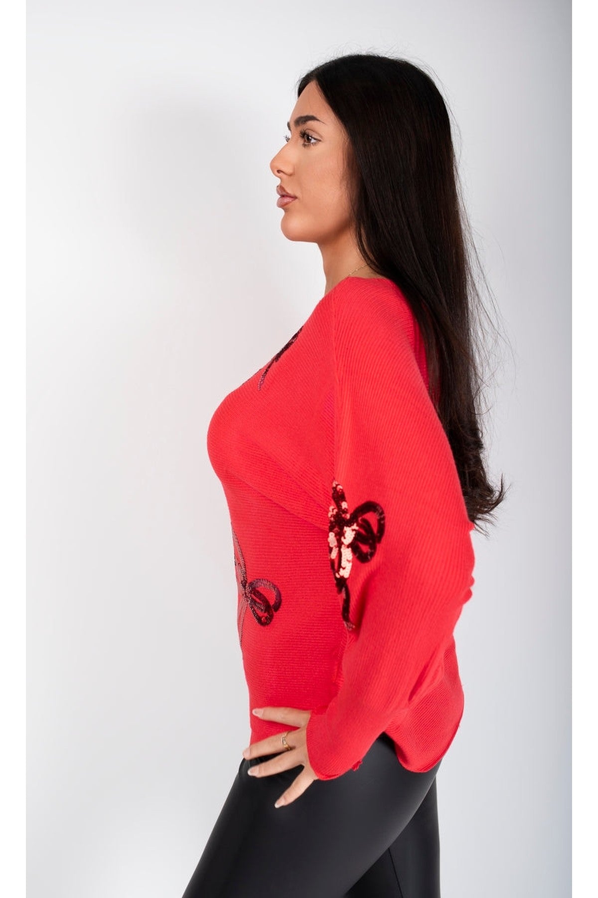 Marivelle Knitted Jumper With Sequin Bow Detail - Red