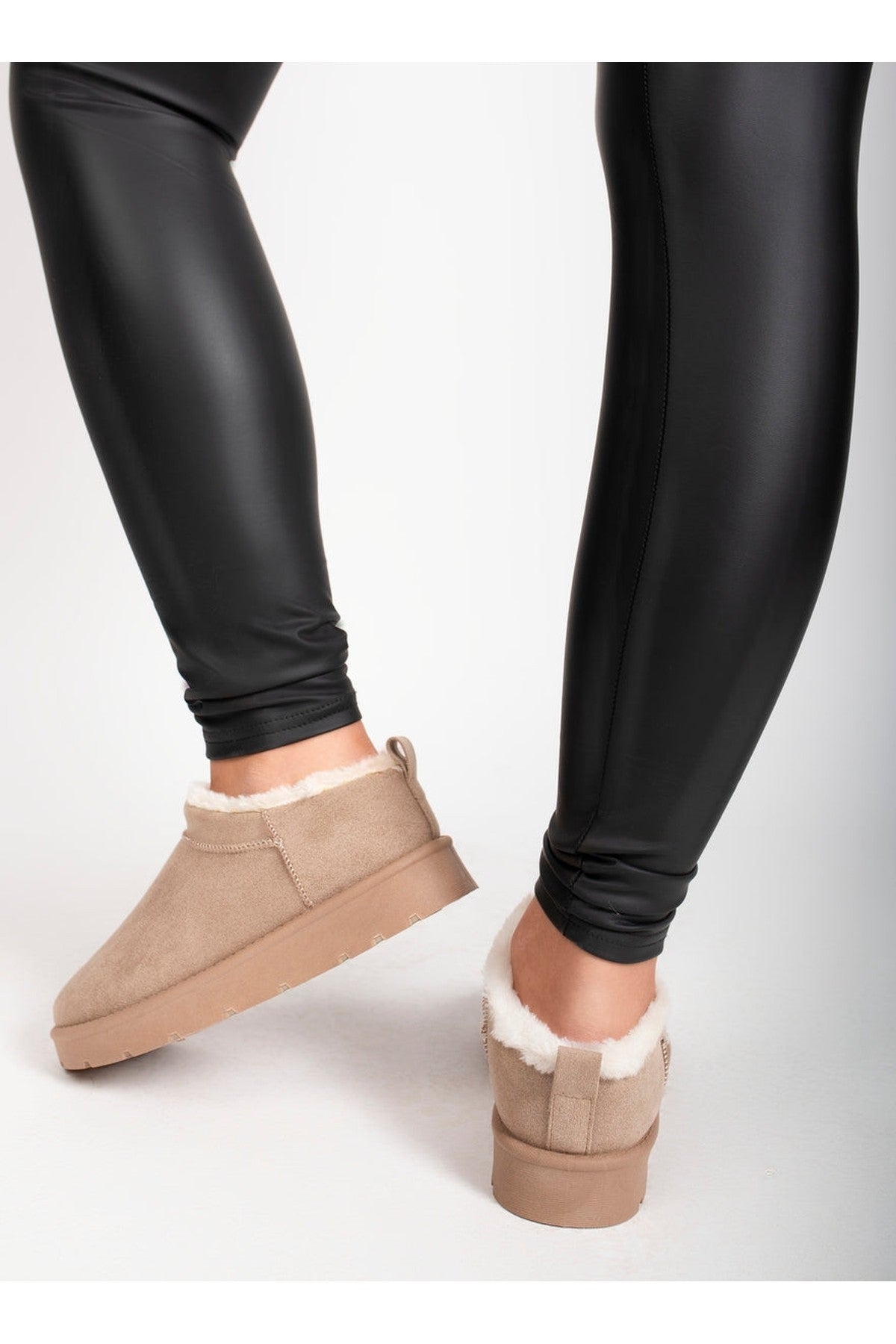 Elvaya Faux Suede Fluffy Lined Ankle Boots - Brown